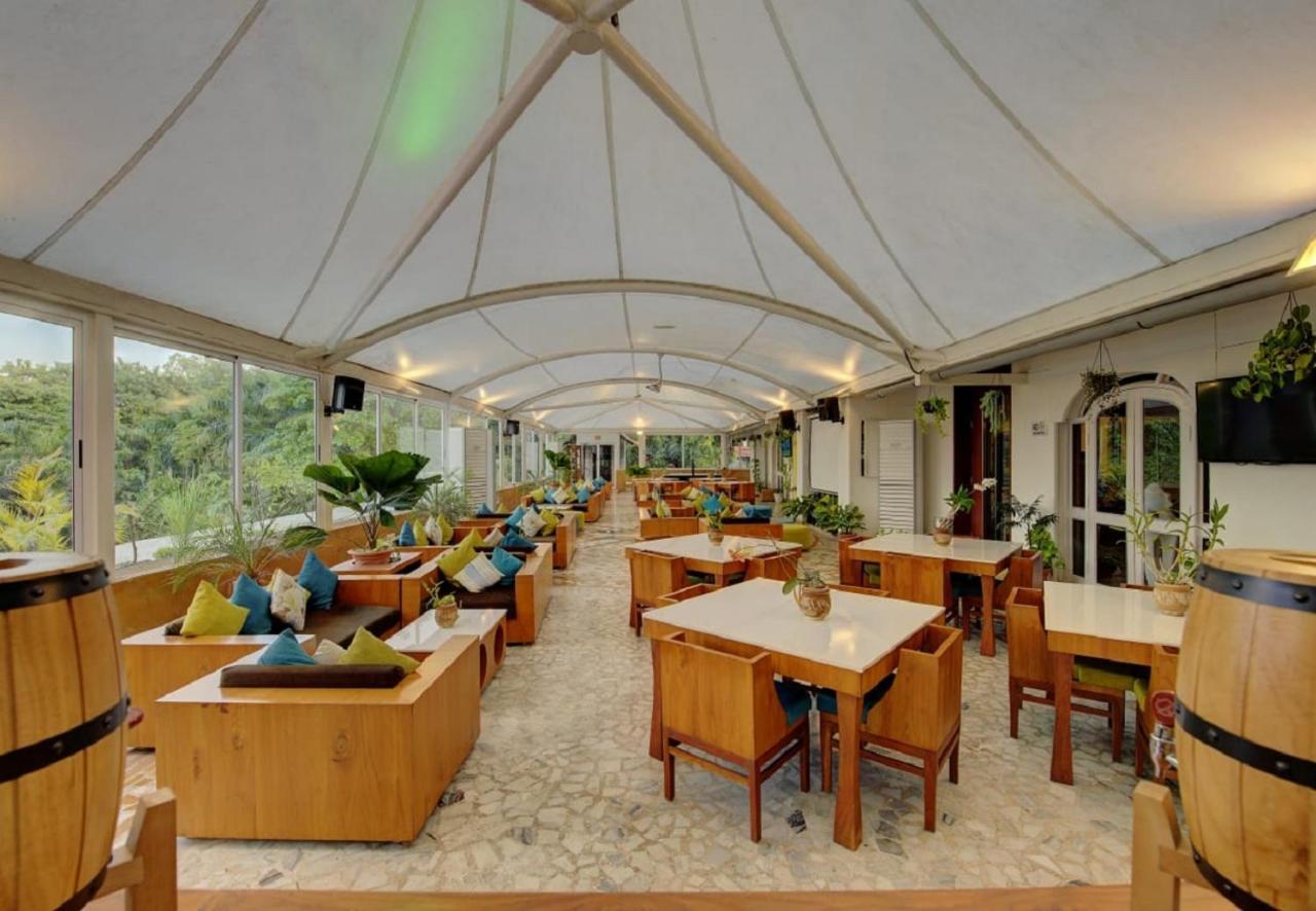 Khanvel Resort Silvassa Esterno foto
