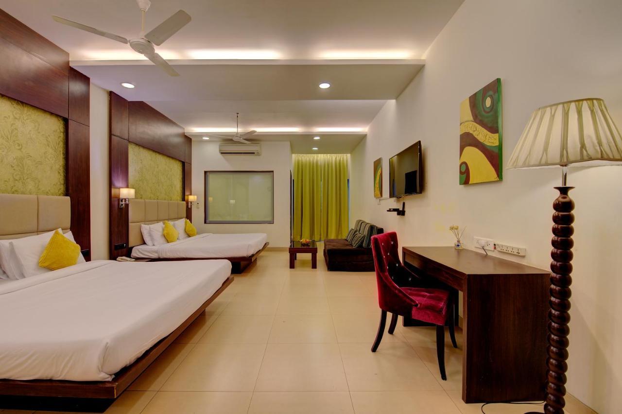 Khanvel Resort Silvassa Esterno foto