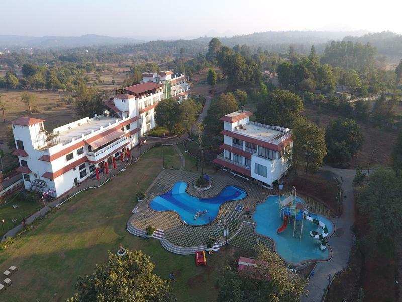 Khanvel Resort Silvassa Esterno foto