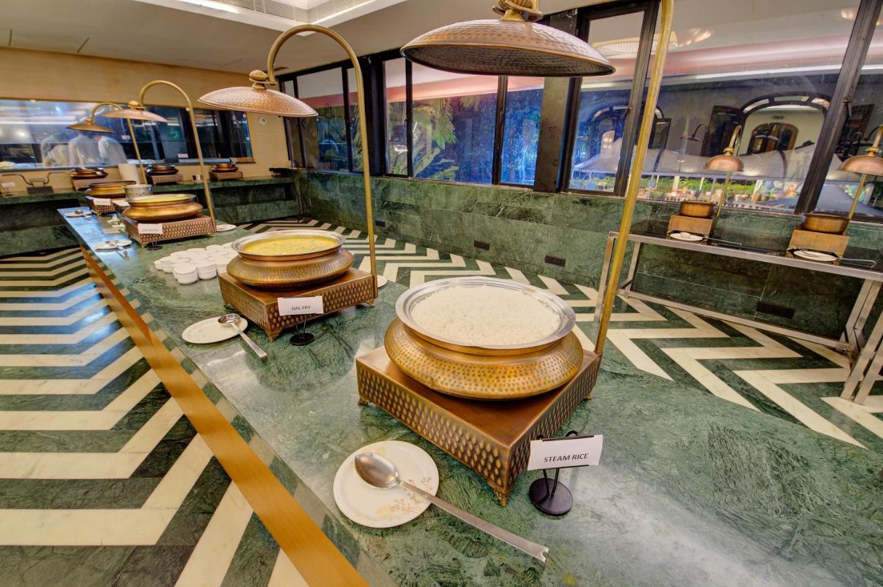 Khanvel Resort Silvassa Esterno foto